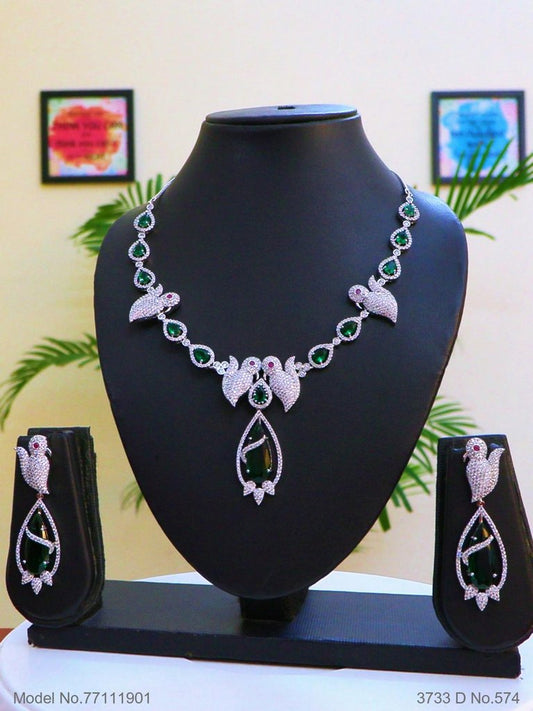 Ideal Necklace Set for Wedding Jewelry Occasions