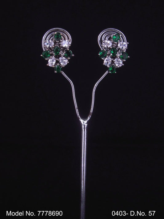 Daily wear diamond studs at wholesale price