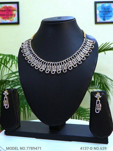 Amazing Traditional Jewelry Set