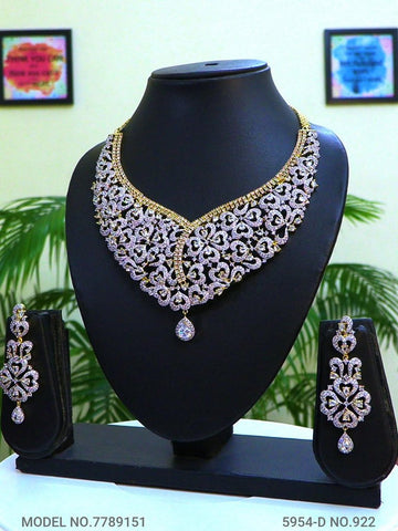 Amazing Traditional Jewelry Set