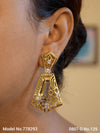 Zircon Earrings can be a Gift