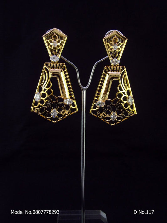 Zircon Earrings can be a Gift