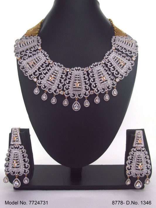 Amazing Traditional Jewelry Set