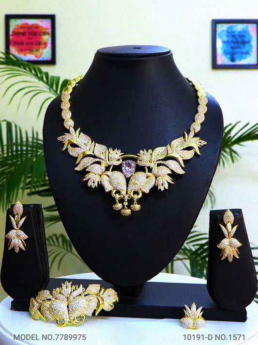 A Masterpiece | Handcrafted Traditional Jewellery Set