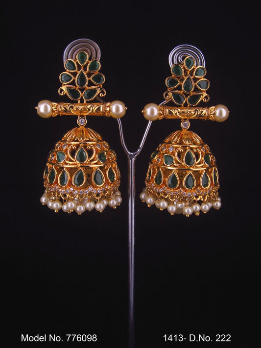 Zircon Earrings can be a Gift